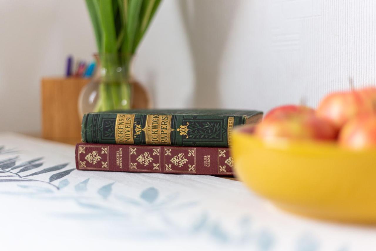 Bright & Spacious Double Room With Garden View- Close To Airport & City Centre EDI Exteriér fotografie